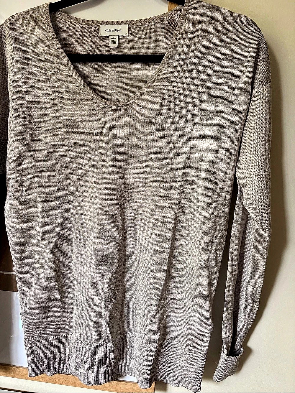 Calvin Klein V-Neck Sweater in Silver